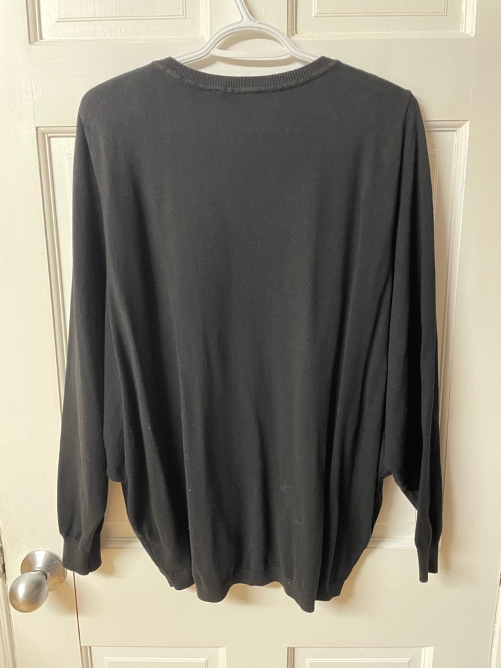 Vero Moda black batwing sleeve “ME” sweater women’s size medium - Picture 8 of 15